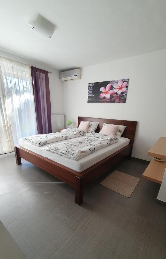 Cypress Garden Appartement Portorož Buitenkant foto